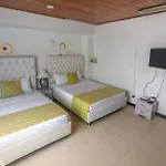 1If2-4 Apartment In Cartagena Close To The Sea With Air Conditioning And Wifi